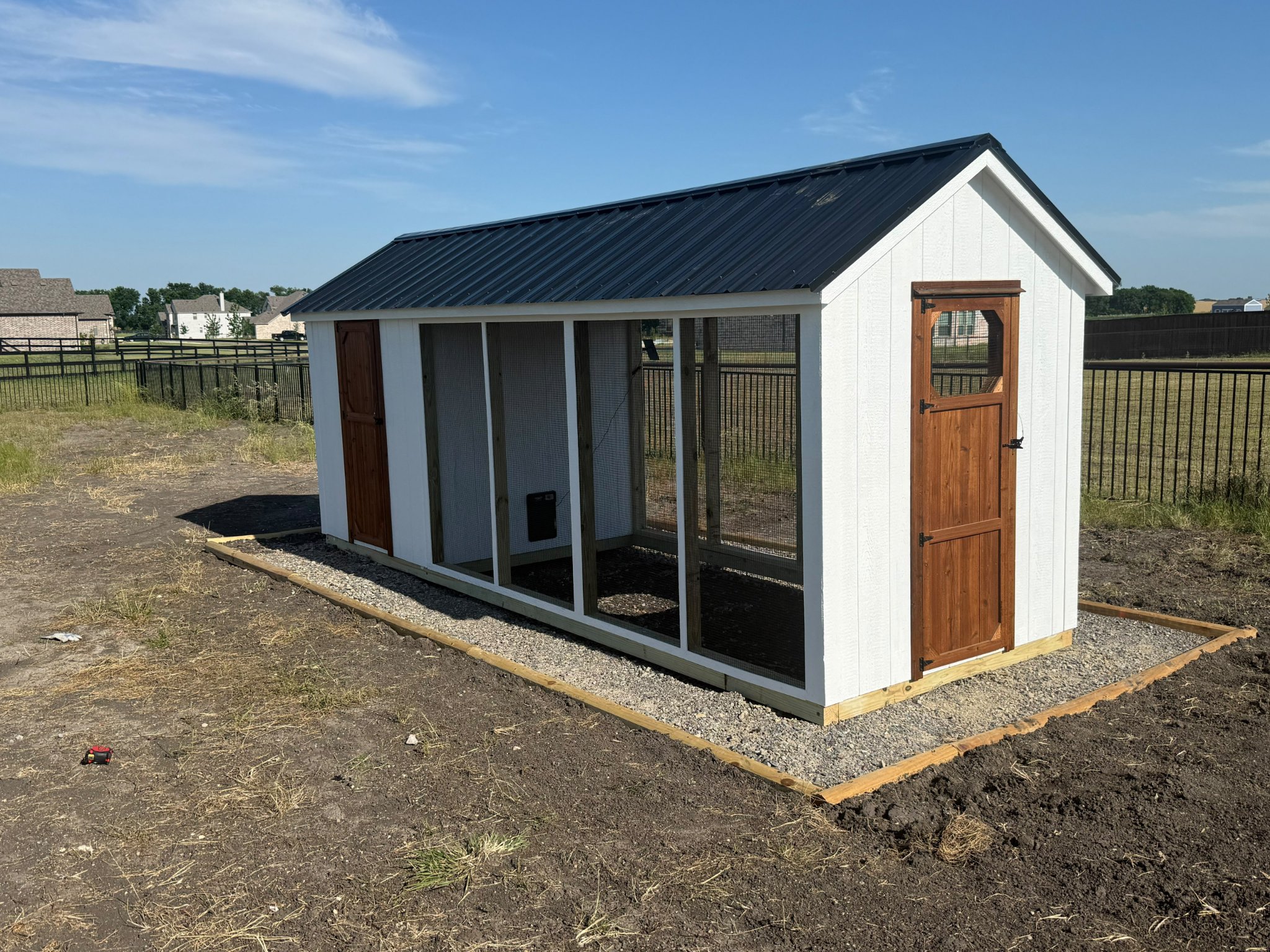 Custom Chicken Coop 6×18 image 3